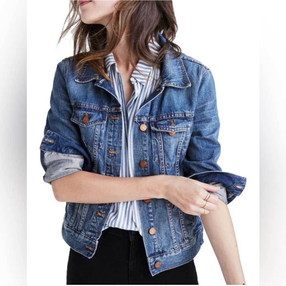 MADEWELL Classic Trucker Denim Jacket Copper-Tone Hardware Medium Blue Wash S